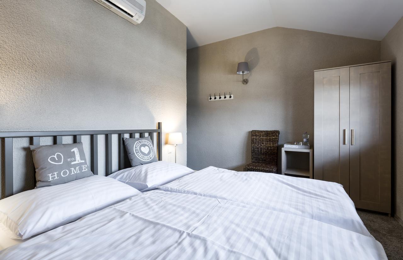 Apartamenty Za Murem Poznan Luaran gambar